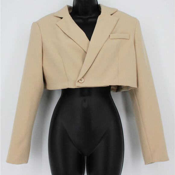Nasty Gal Keep Up the Work Shoulder Pad Cropped Blazer in Natural Size 8 - Picture 1 of 8